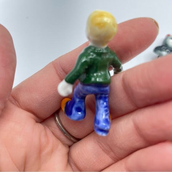 Vintage Bone China Three Piece Mini Figurine Set - Picture 5 of 10